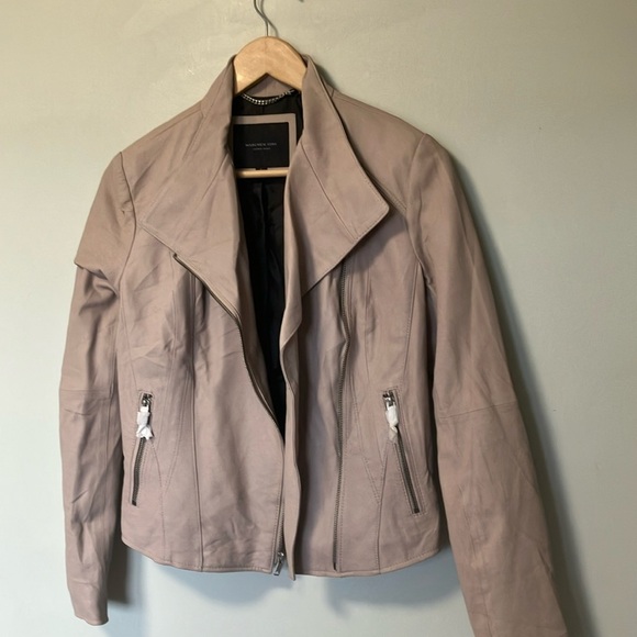 NWT Andrew Marc New York Cream Leather Motorcycle Jacket - Picture 3 of 8